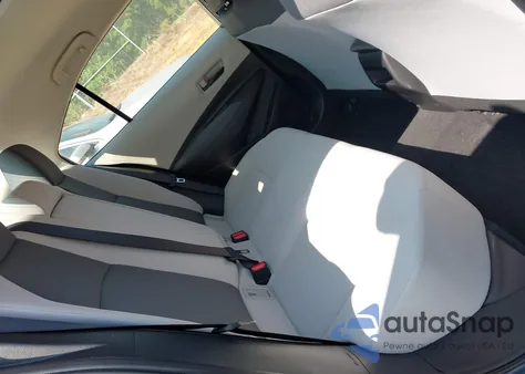 2022 Toyota Corolla Le z USA, uszkodzony, nr VIN JTDEPMAE2NJ221443